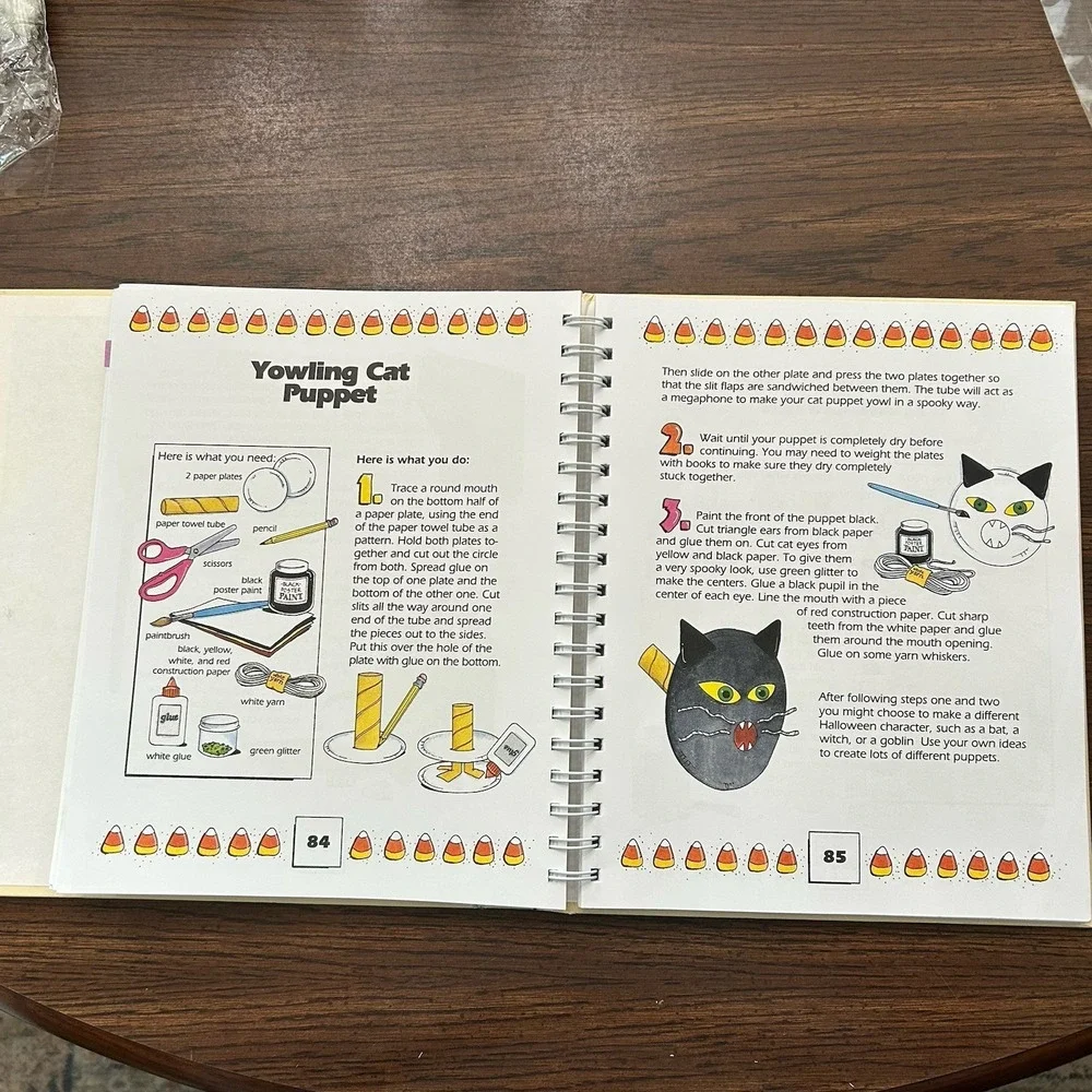 Year‎ of Crafts for Kids Hardcover Kathy Ross